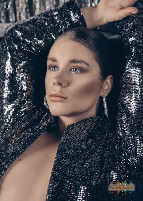 Яна   фото №1659351. Загружено 23 Ноября 2020