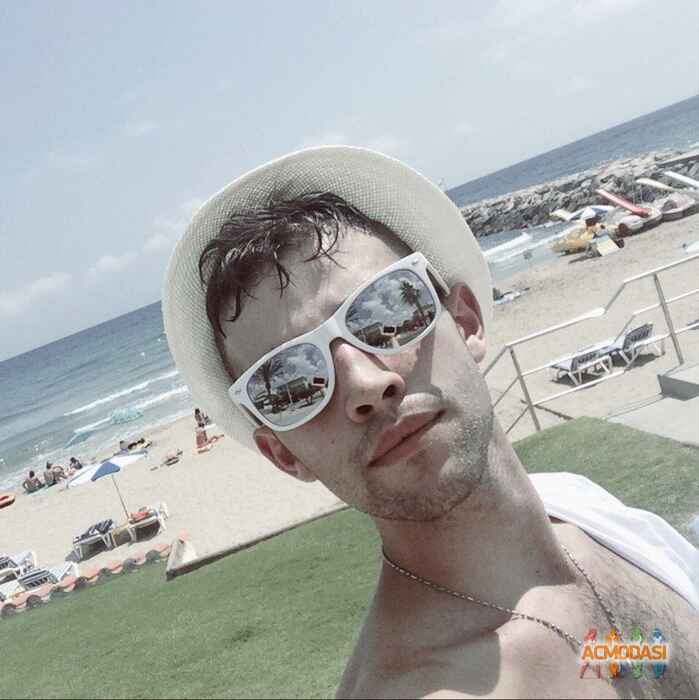 Дмитрий Ильич Во фото №905111. Загружено 13 Августа 2015