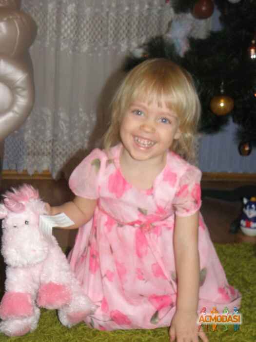 Милана Ивановна Дронова фото №145898. Загружено 08 Февраля 2012