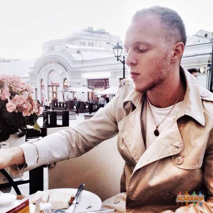 Юрий Валерьевич Ашиков фото №782906. Загружено 30 Ноября 2014