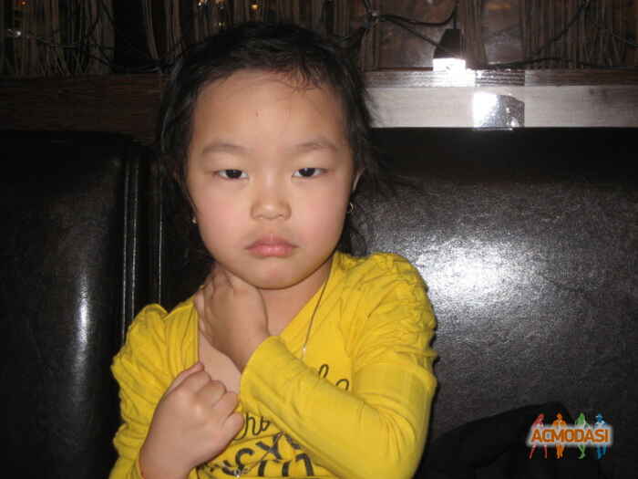 Аделина Борисовна Ли фото №149569. Загружено 15 Февраля 2012