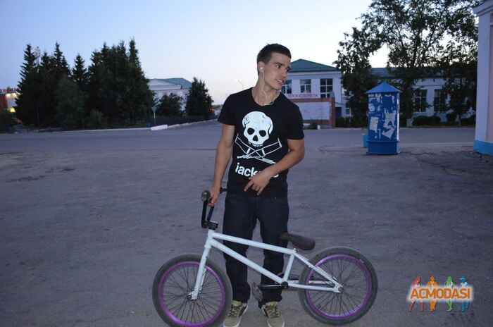 Эдик   фото №850203. Загружено 16 Апреля 2015