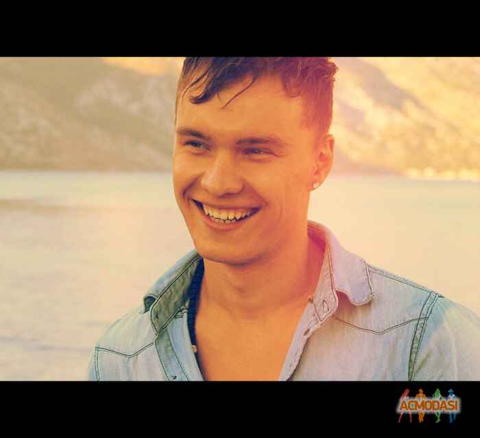 Петр  Ливада фото №513719. Загружено 18 Октября 2013