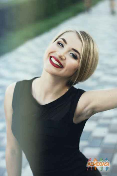 Аня   фото №923618. Загружено 19 Сентября 2015