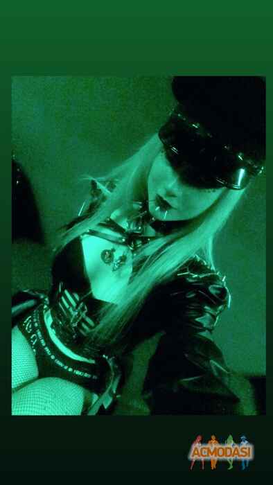 Клеотра Дарк Дарк фото №1448632. Загружено 17 Апреля 2019