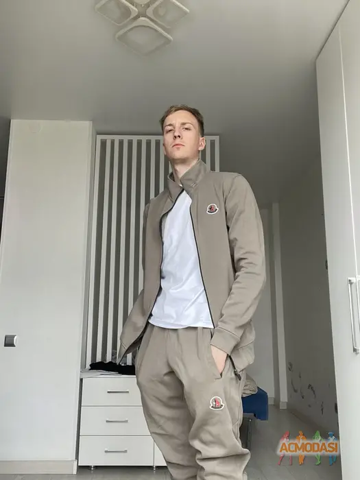 Юрий  Бернацкий фото №1931414. Загружено 15 Июля 2025