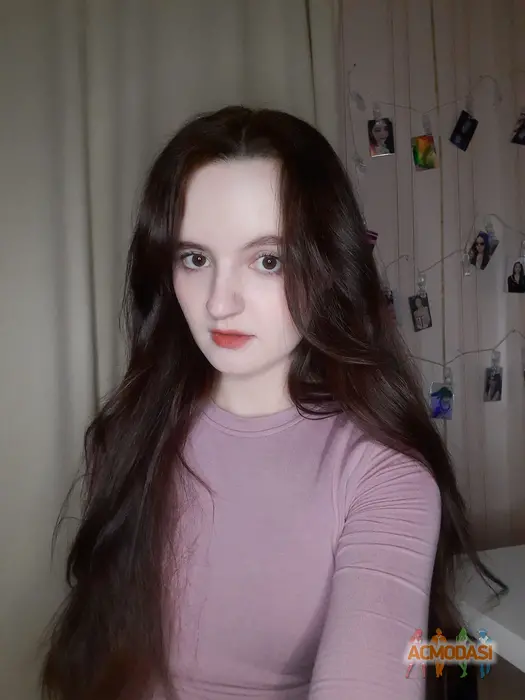 POLINA  KAUROVA фото №1929494. Загружено 17 Июня 2025