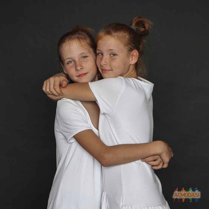 Дарина и Ника  Джигарос фото №1644116. Загружено 05 Октября 2020