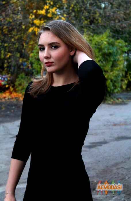 Любовь Олеговна Сошникова фото №1249108. Загружено 10 Ноября 2017
