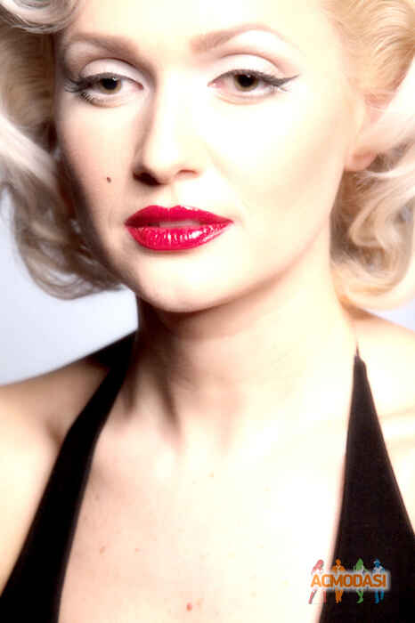 Кристина Мирославовна Мохленко фото №223371. Загружено 13 Июля 2012