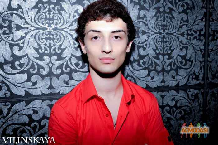 Юрий Артурович Артс фото №912078. Загружено 26 Августа 2015