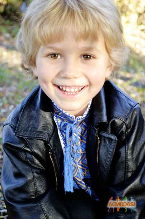 Денис  Дмитриевич фото №767006. Загружено 06 Ноября 2014