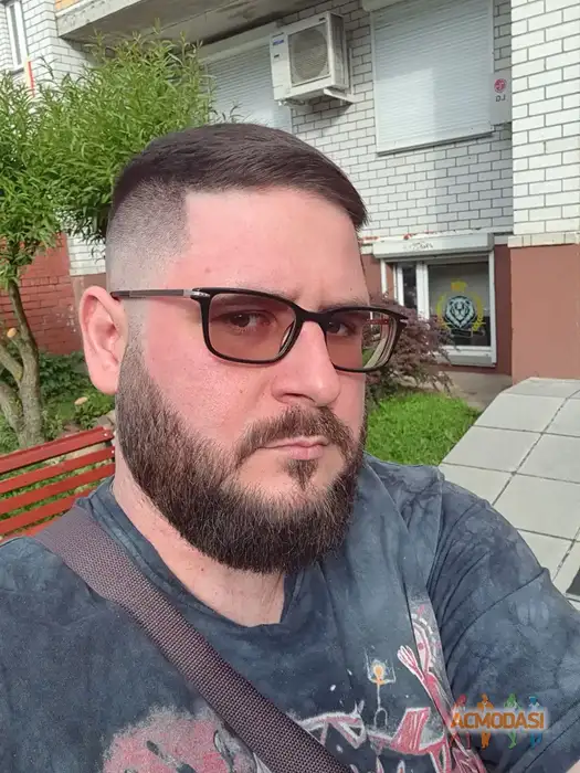 Эльдар Валерьевич Каражас фото №1937554. Загружено 30 Сентября 2025