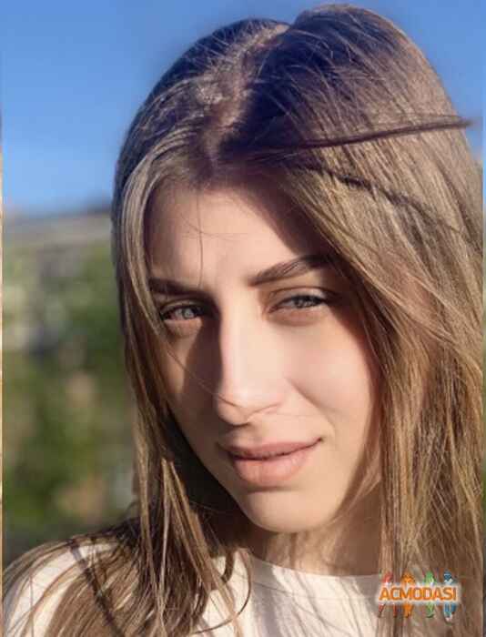 Сенси Мила Сенси фото №1613971. Загружено 28 Июня 2020