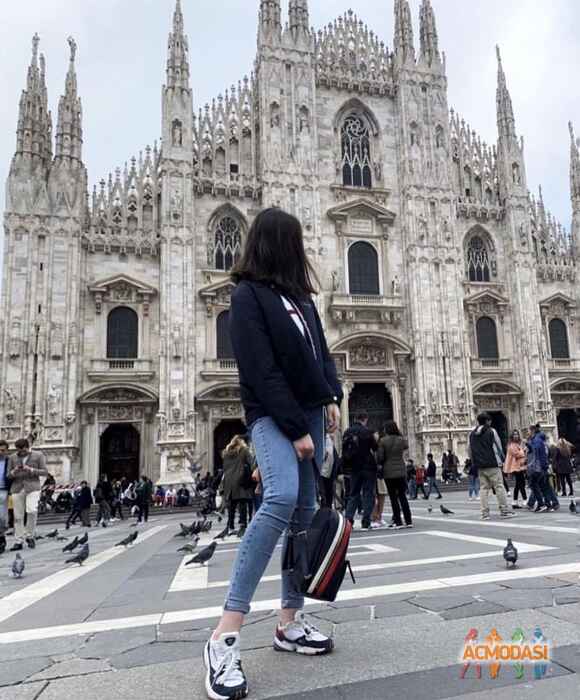 Алина Денисовна Зуева фото №1496918. Загружено 07 Августа 2019