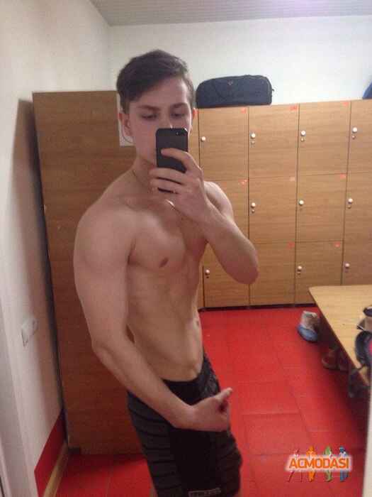 Влад  Фатенко фото №637195. Загружено 16 Апреля 2014