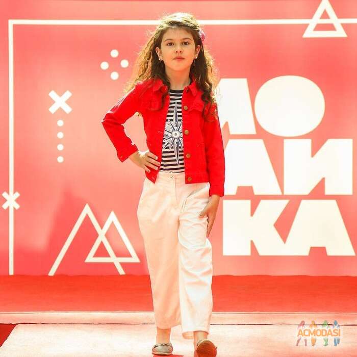 Liana  Rainbow Star фото №1825091. Загружено 23 Октября 2022