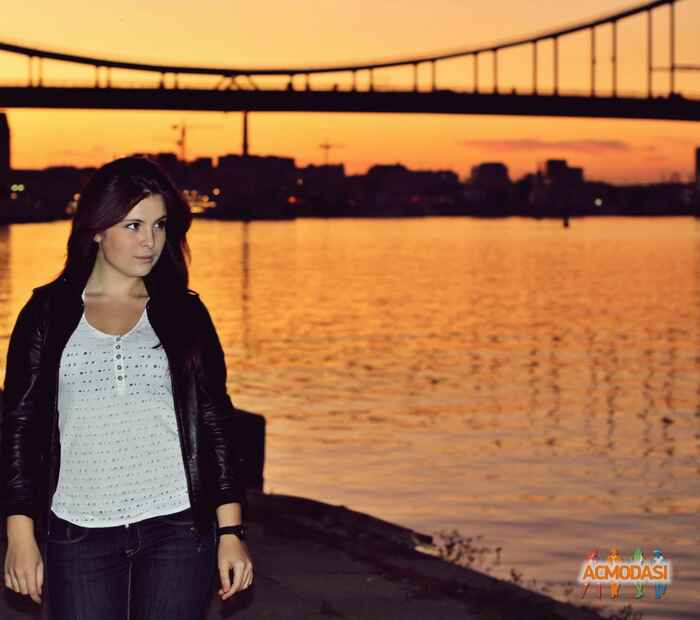 Крутоус Янина Сергеевна фото №92096. Загружено 24 Октября 2011