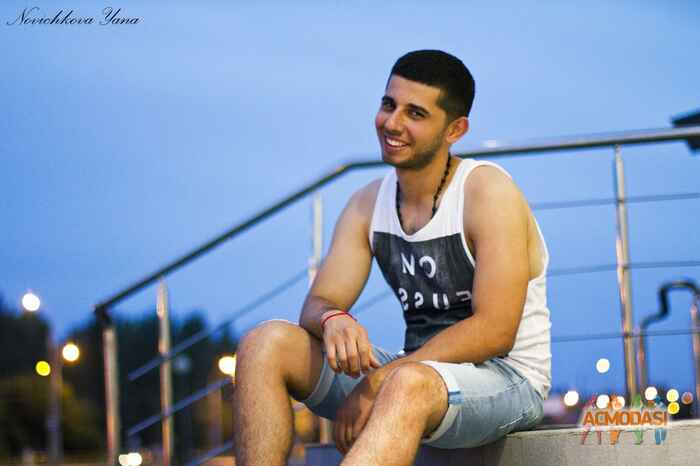 Роман  Интигамович фото №959470. Загружено 24 Ноября 2015