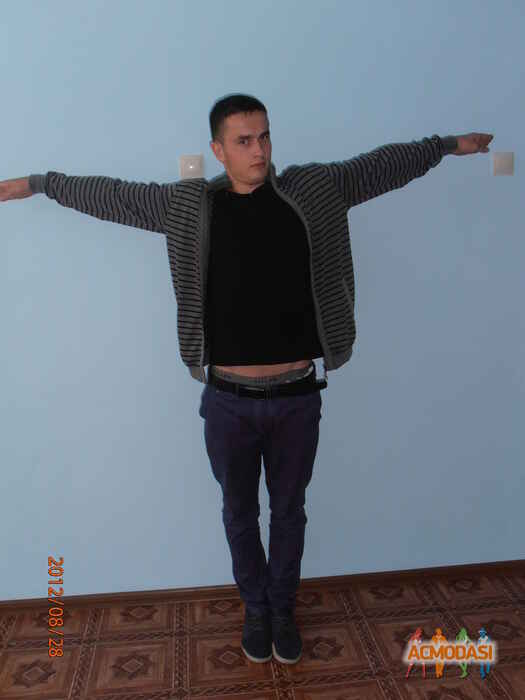 Нерусский Василий Владимирович фото №270058. Загружено 12 Октября 2012