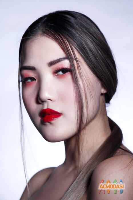 Юлия   фото №1458912. Загружено 15 Мая 2019