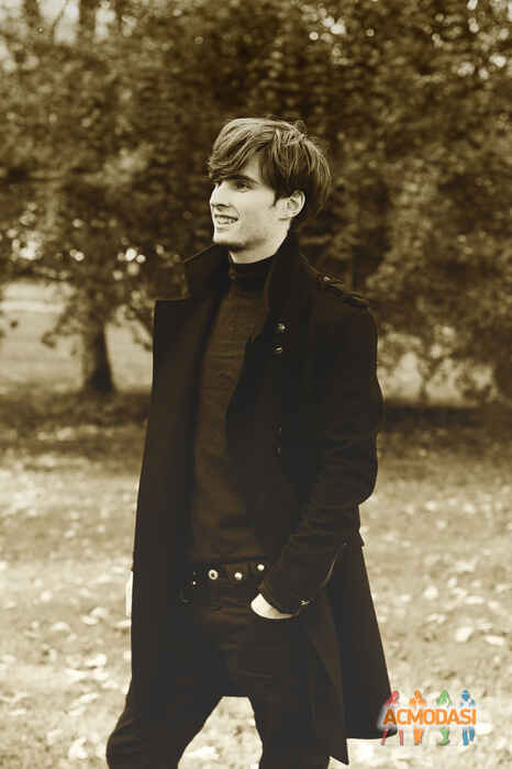 Павел   фото №513494. Загружено 18 Октября 2013