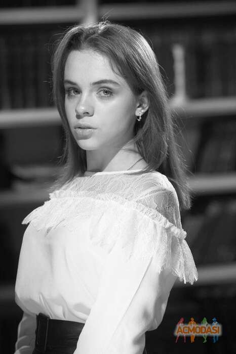 Яна  Мельникова фото №1804595. Загружено 01 Июля 2022
