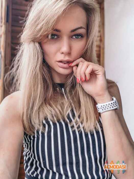 Алёна Илларионова Александровна фото №1501366. Загружено 19 Августа 2019