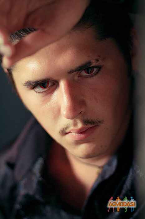 Максим Владимирович Титов фото №823198. Загружено 16 Февраля 2015