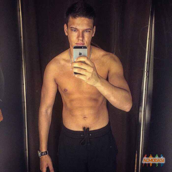 Дмитрий Александрович Михайлов фото №928908. Загружено 30 Сентября 2015