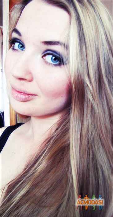 Аня Андреевна Рыльская фото №317169. Загружено 29 Декабря 2012