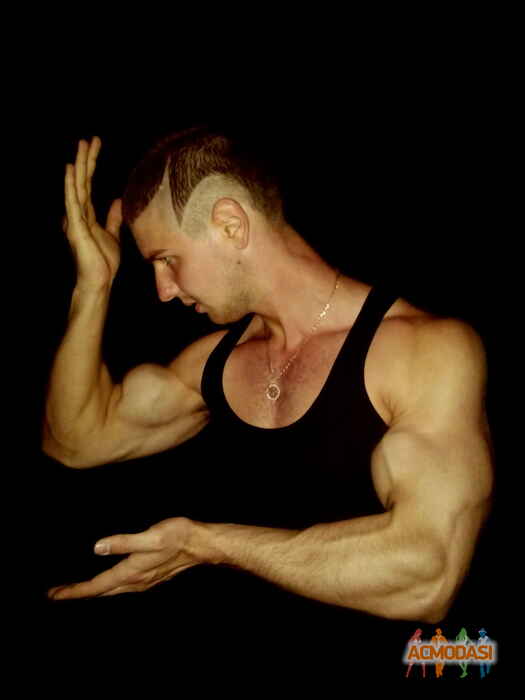 Евгений  Владимирович фото №783999. Загружено 02 Декабря 2014