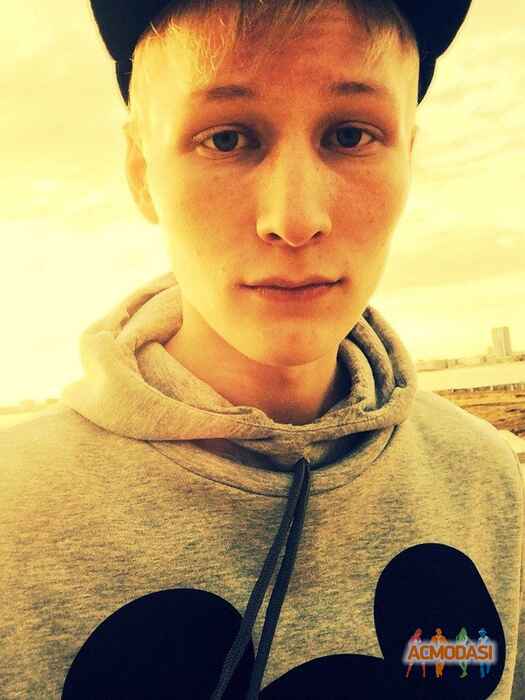 Ярослав Владимирович Майлслер фото №653839. Загружено 16 Мая 2014