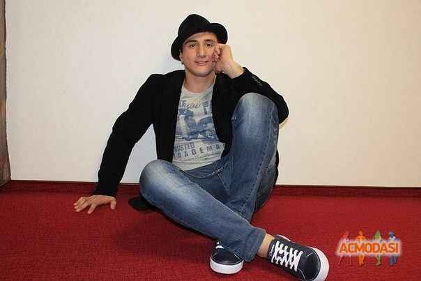 Николай Арманович Арзуманян фото №574341. Загружено 18 Января 2014