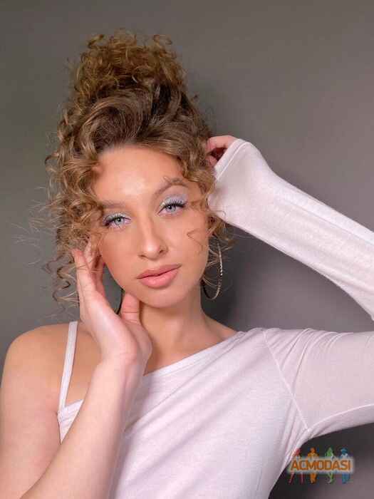 Ксения  Шпиц фото №1698758. Загружено 10 Апреля 2021