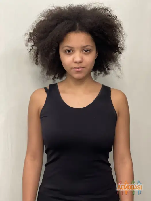 Николь Энекевна Ниенти фото №1947694. Загружено 18 Февраля 2026