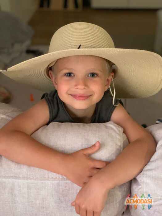 Мирон  Кольяк фото №1517856. Загружено 28 Сентября 2019