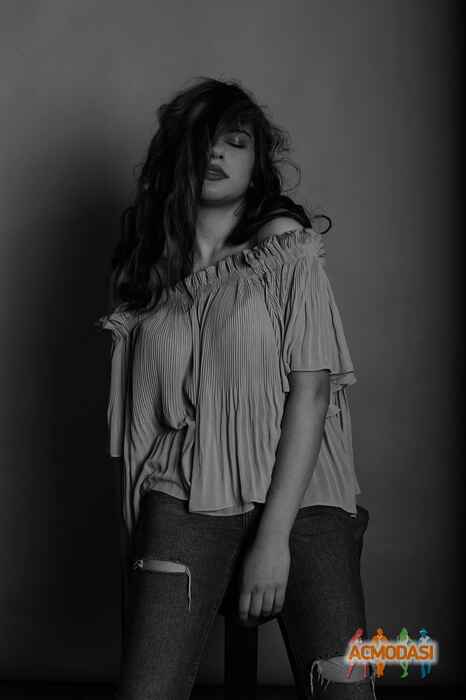 Ани Граати Адамян фото №1403011. Загружено 11 Декабря 2018