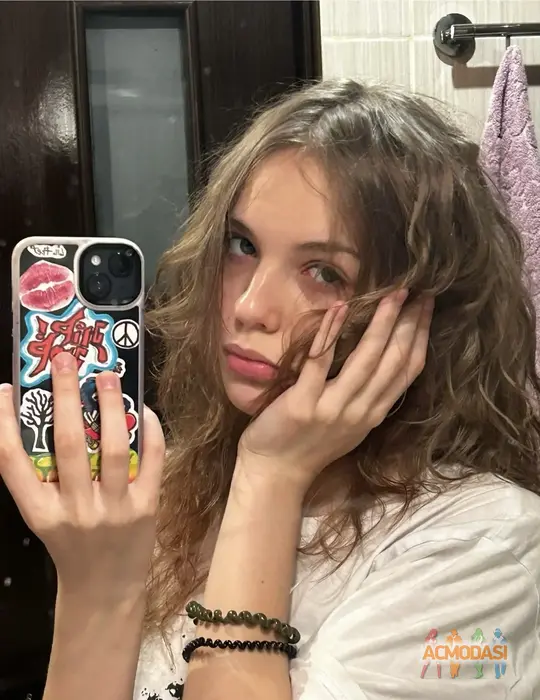 Лера  Михайлова фото №1934340. Загружено 17 Августа 2025