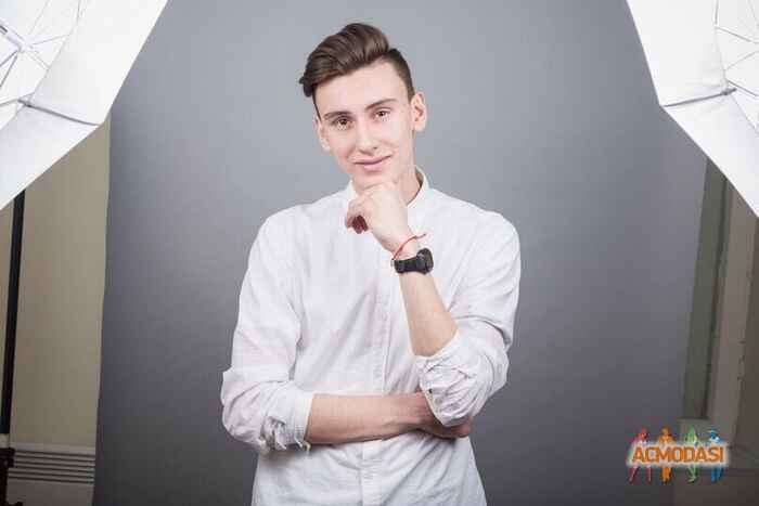 Илья Михайлович Санин фото №1504742. Загружено 28 Августа 2019