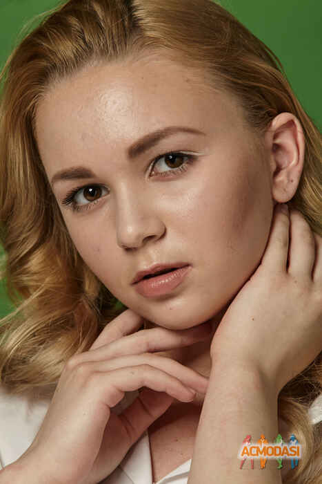 Алина Валерьевна Изотова фото №1186960. Загружено 06 Июня 2017