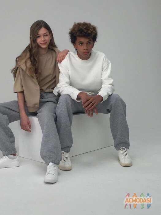 Дани  Гембе фото №1855802. Загружено 25 Мая 2023