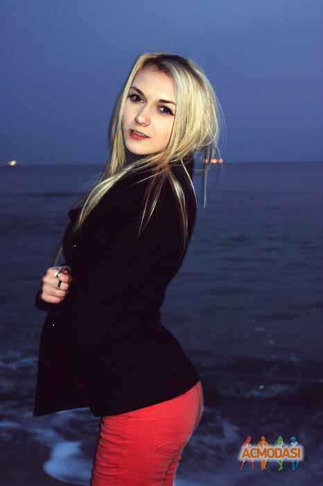 Анастасия Александровна Сидляренко фото №590669. Загружено 06 Февраля 2014