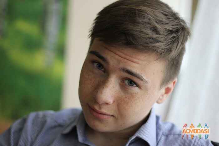 Лёня   фото №969662. Загружено 20 Декабря 2015