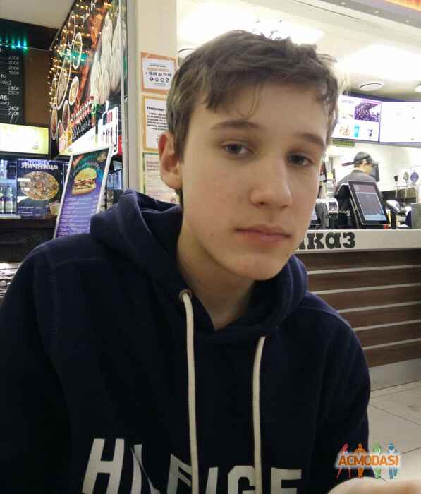 Максим   фото №1299103. Загружено 14 Марта 2018