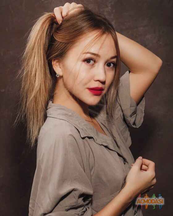 Юлиана  Маматова фото №1708125. Загружено 18 Мая 2021