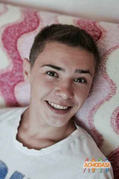 Михаил Викторович Казаков фото №867696. Загружено 02 Июня 2015