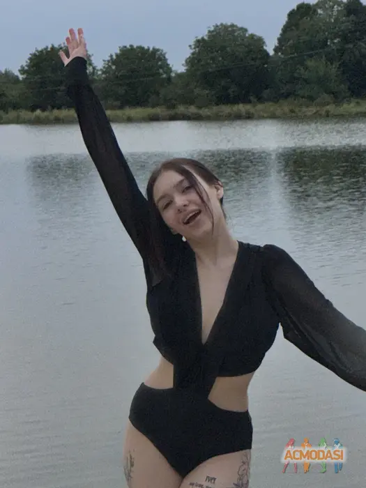 Милана  Лахнова фото №1934093. Загружено 14 Августа 2025