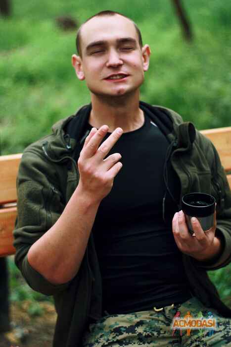 Ян  Гарламов фото №1500673. Загружено 17 Августа 2019