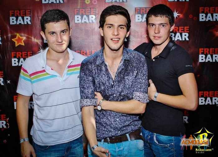 Михайлевский Артем Робертович фото №310442. Загружено 15 Декабря 2012